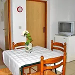 Apartment Meri Vodice