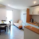 Meri Apartment *