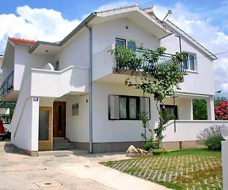 Apartment Meri *