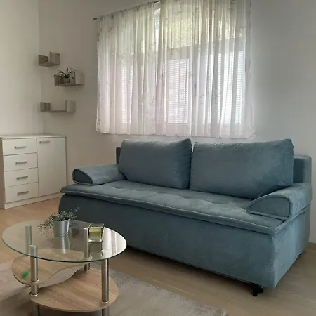 Meri Διαμέρισμα