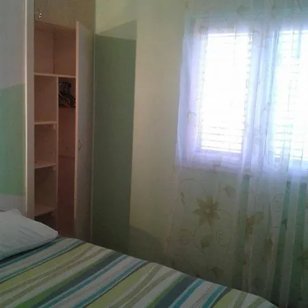 Meri Lägenhet Vodice
