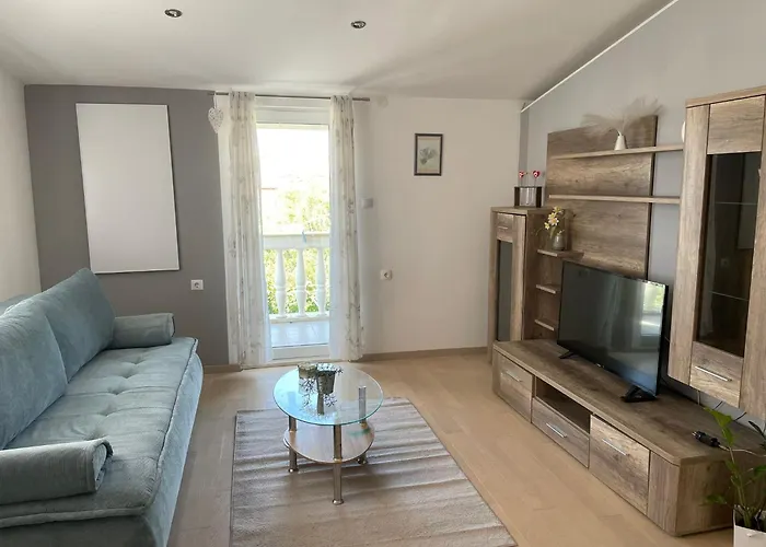 Meri * Βόντιτσε